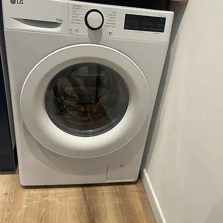 T2 De Gamme En Hyper Centre, Renove Avec Soin